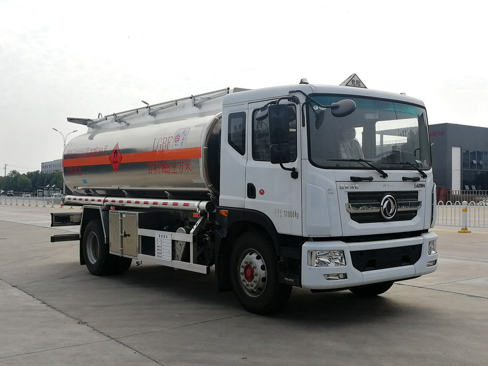k8凯发体育app下载牌CSC5185GYYL6型鋁合金運油車